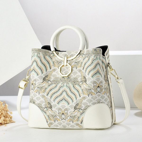 Handmade handbags / Artisanal handbags / Handcrafted handbags