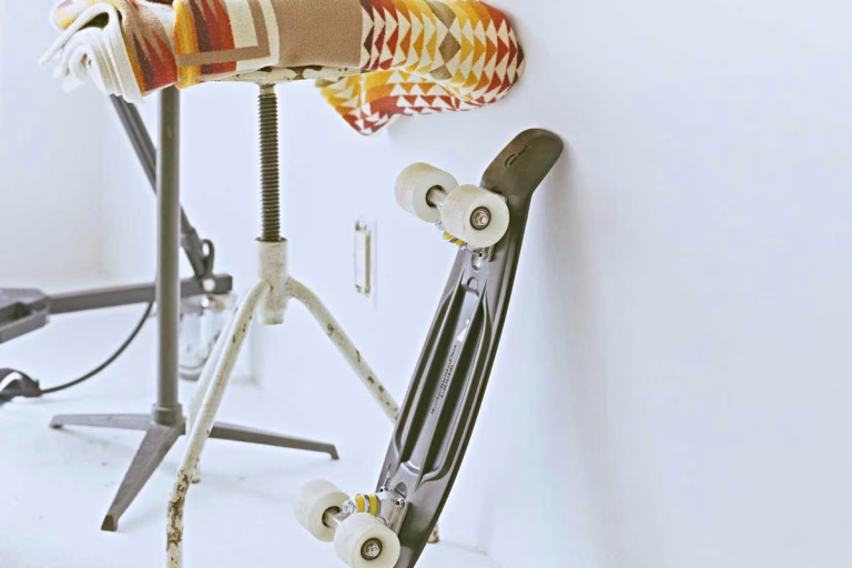 HandMyth Navigating Black Friday A Thoughtful - Authentic Chinese Traditional Craft