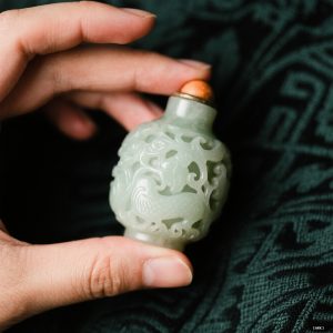 HandMyth - Chinese Snuff Bottles Without The - Authentic Chinese Artisan Craft