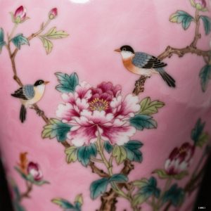 HandMyth - Uncommon Angles On Famille Rose - Authentic Chinese Artisan Craft